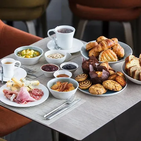 La Mainaz Restaurant Geneve - - Mijoux Hotel