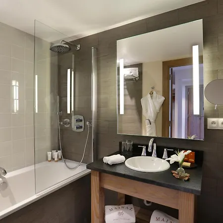 La Mainaz Restaurant Geneve - - Mijoux 4* Gex