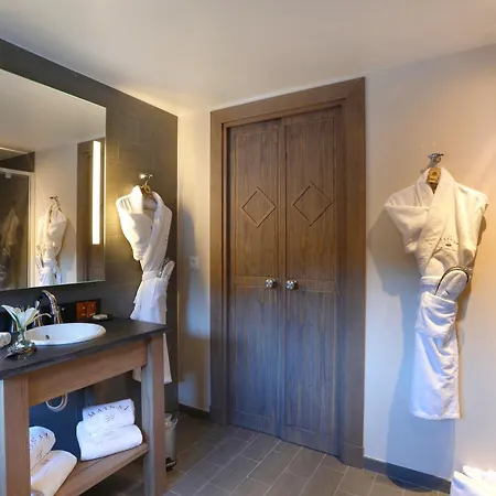 La Mainaz Restaurant Geneve - - Mijoux Hotell 4*
