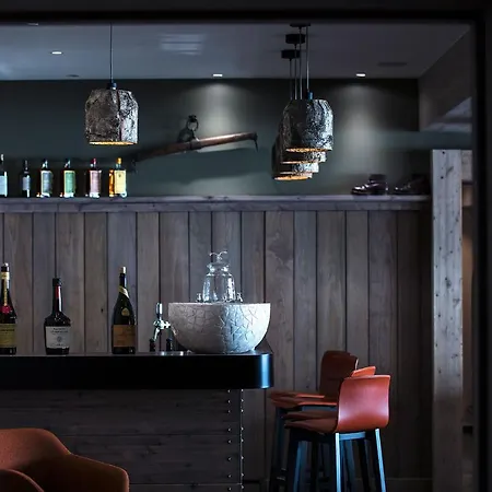 La Mainaz Restaurant Geneve - - Mijoux Hotel 4*
